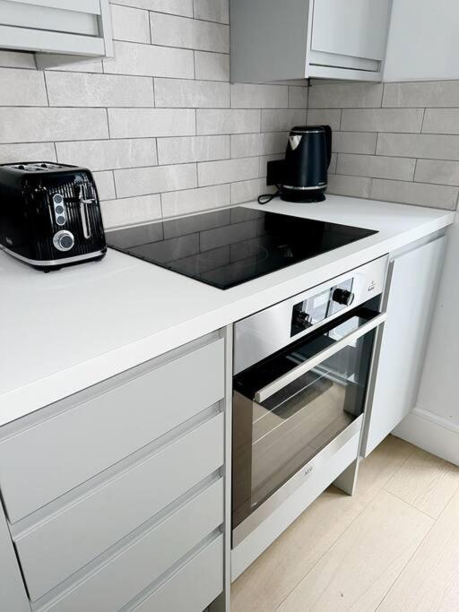Londwell, Luxe And Leaves, Chelsea Flat With Private Garden Apartment London Ngoại thất bức ảnh